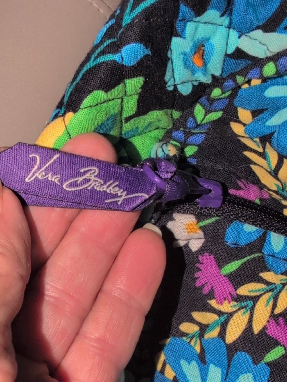 Vera Bradley Retired Pattern "Midnight Blues" Quilted Large Weekender Tote - Picture 2 of 16